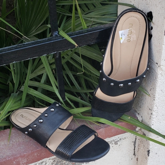 Nurture Women's Black Leather Slip On‎ Sandals S - Picture 1 of 4